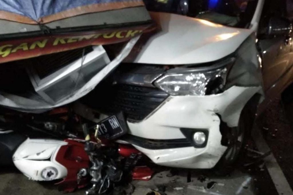 Kecelakaan Maut Mobil VS Motor di Batu, Satu Orang Tewas