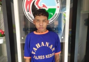 Nyambi Edarkan Sabu, Buruh Serabutan di Kediri Disergap Polisi