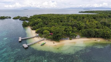 Pulau Morotai, Provinsi Maluku