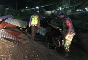 25 Rumah di Blitar Porak-poranda Diterjang Angin Puting Beliung