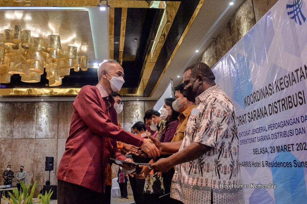 Kemendag Serahkan DIPA Dana Tugas Pembantuan untuk Revitalisasi 87 Pasar Rakyat Daerah