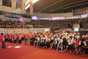 Relawan Sapu Lidi Surabaya Satu Komando 2024 Ikut Jokowi