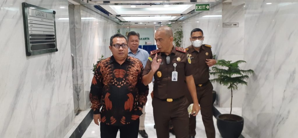 SMSI Pusat Beri Penghargaan Kejati DKI Jakarta ‘Sahabat Pers Indonesia’