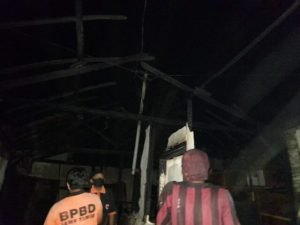 Diduga Korsleting Listrik, Rumah Warga Situbondo Ludes Terbakar