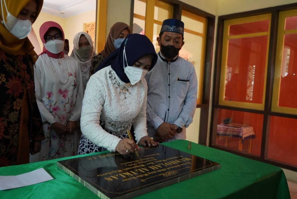 Demi SDM Penerus Bangsa Berkualitas, Wali Kota Mojokerto Melaunching ‘Ning Ita di Sekolah’