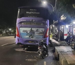 Serempet Pickup di Jalur Pantura Situbondo, Sopir Bus Restu Mulia Malah Kabur