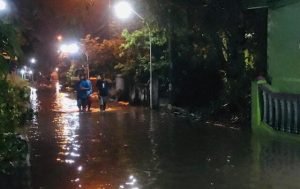 Diguyur Hujan Deras, Desa Gayaman, Mojokerto Terendam Banjir