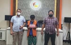 Nyambi Edarkan Sabu, Penjaga Gudang di Surabaya Dibekuk Polisi