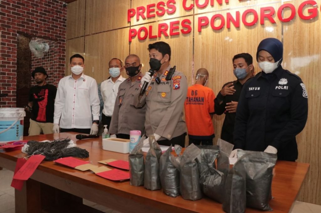 Jual Serbuk Petasan, Pria di Ponorogo Terpaksa Batal Nikah