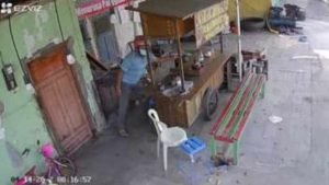 Aksi Pencurian di Mojokerto Berhasil Terekam Kamera CCTV