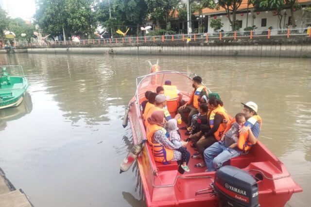 Wisata Perahu, Sungai Kalimas,