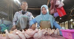 H+2 Lebaran, Harga Daging Ayam di Kediri Merangkak Naik