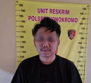 Tipu, Mahasiswa, 10 Juta, Sidoarjo,