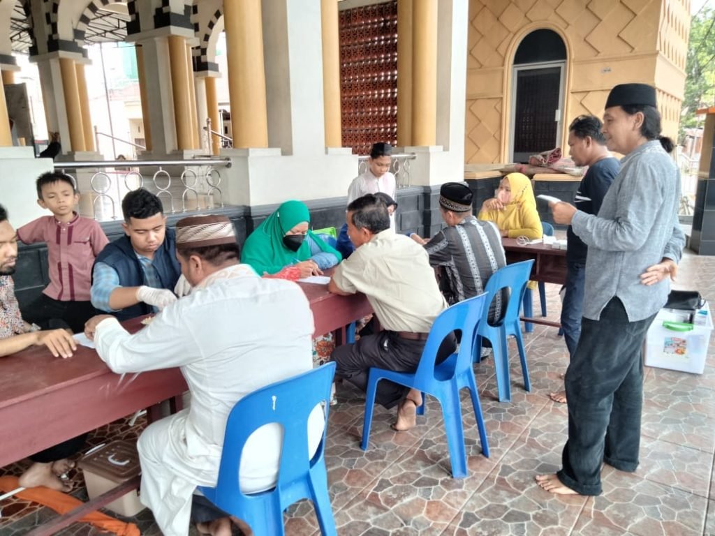 Laznas Sahabat Yatim Menggelar Pemeriksaan Kesehatan Gratis