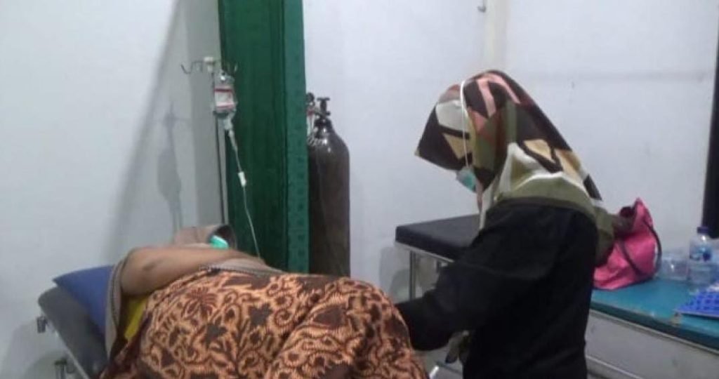 Puluhan Warga di Jombang Keracunan Masal Usai Menyantap Nasi Kotak