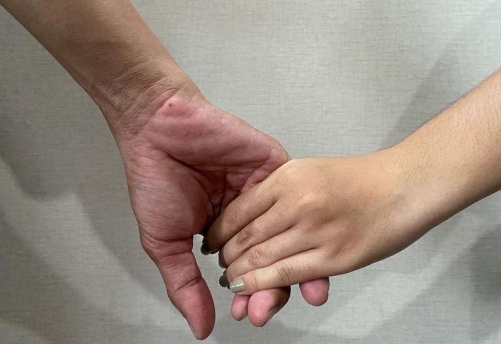 Oknum Pilot di Surabaya Digerebek Istri Saat Selingkuh dengan Pramugari