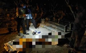 Diduga Bunuh Diri, Pria di Mojokerto Tewas di Makam Istrinya