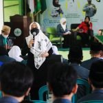 Talkshow Angkringan Pelajar, Bupati Mojokerto, Ikfina Fahmawati,