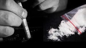 Asyik Nyabu Bersama Lelaki Pengangguran, Ibu Rumah Tangga di Surabaya Diciduk Polisi