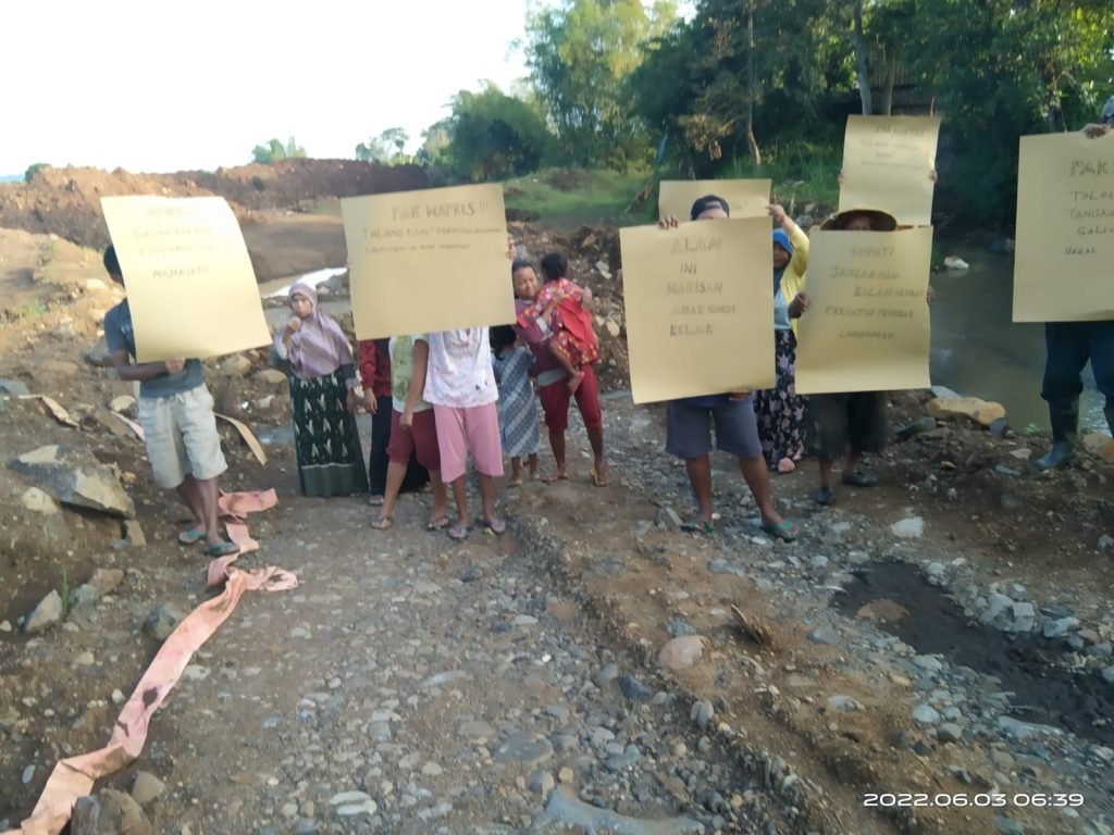 Kunjungan Wapres Makruf Amin Di Mojokerto Dihadiahi Demo Galian C