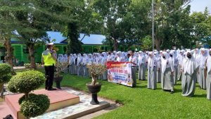 Operasi Patuh Toba 2022, Sat Lantas Polresta Deli Serdang Lakukan Penyuluhan Ke Sekolah