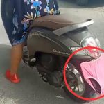 Viral Emak-emak di Lamongan Tutupi Plat Motor Pakai Celana Dalam, Begini Kata Polisi
