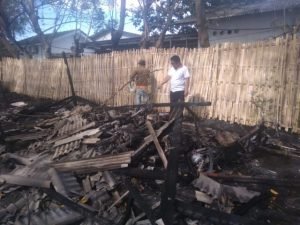 Dibakar Sosok Misterius, 2 Warung dan 6 Motor di Situbondo Hangus