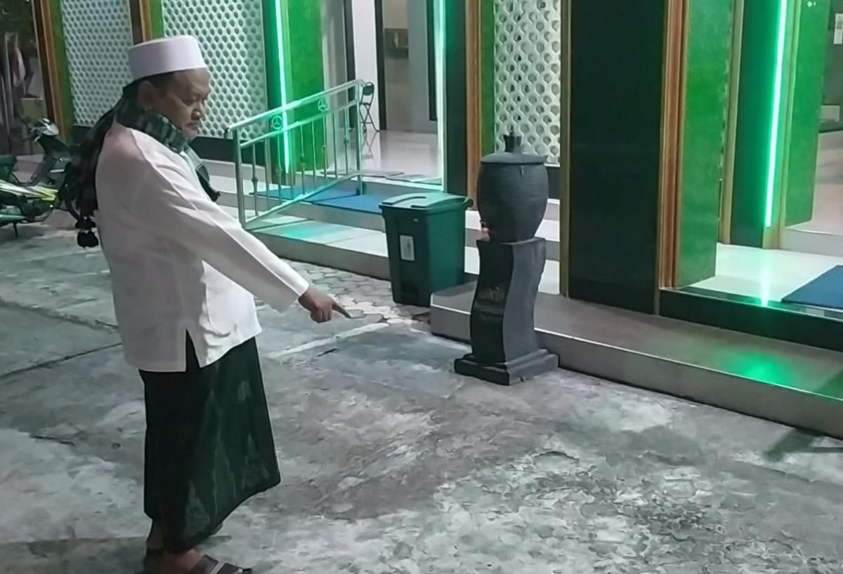 Kotak Amal, Masjid, Jombang