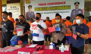 Puluhan Penjudi Online Hingga Sabung Ayam di Banyuwangi Dibekuk Polisi