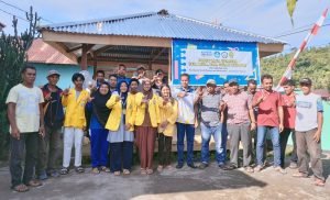 Kerja Sama Dengan PPK-Ormawa, Kesmmat Unkhair : Program Pengembangan Desa Mira Morotai Melalui Pojok Tigasera