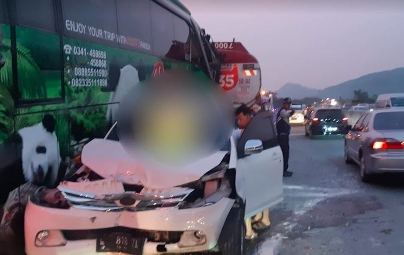 Kecelakaan Beruntun, Tol Pandaan-Malang