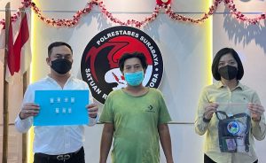 Nyambi Edarkan Sabu, Pedagang Buah di Surabaya Diamankan Polisi