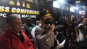 Dua Anggota Polisi Tewas Imbas Kerusuhan di Stadion Kanjuruhan Malang