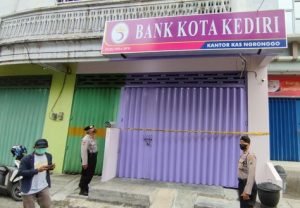 Disatroni Perampok, Uang Rp 20 Juta Milik BPR Kota Kediri Raib
