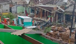 Angin Puting Beliung Porak-porandakan Ratusan Rumah di Sidoarjo