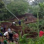 Tebing Longsor di Blitar Tutup Akses Jalan Antar Kecamatan