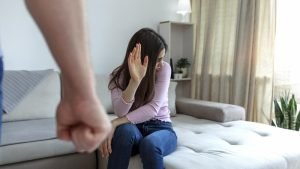 7 Tips Ini Ampuh Untuk Membantu Para Korban KDRT