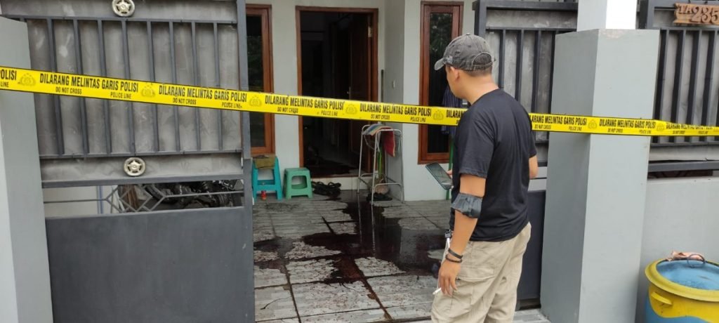 Tragis! Kakek di Sidoarjo Ditemukan Tewas dengan Kondisi Perut Gosong