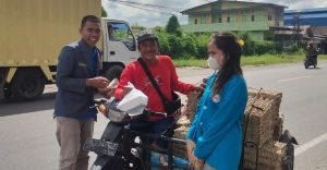 Jumat Berkah, IPNU Sumut dan Himpunan Mahasiswa Psikologi IKH Bagi-bagi Makanan Siap Saji