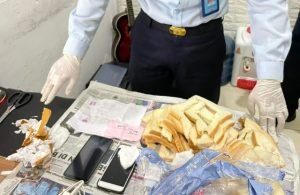 Roti Tawar Isi Handphone Nyaris Berhasil Diselundupkan Ke Lapas Kediri