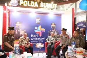 Kapolda Sumut Kunjungi Stan Pelayanan Publik Pada Peringatan Harkodia