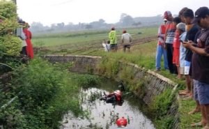 Penemuan Mayat Pria di Saluran Irigasi Gegerkan Warga Tulungagung