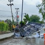 Baliho ambruk, Sidoarjo