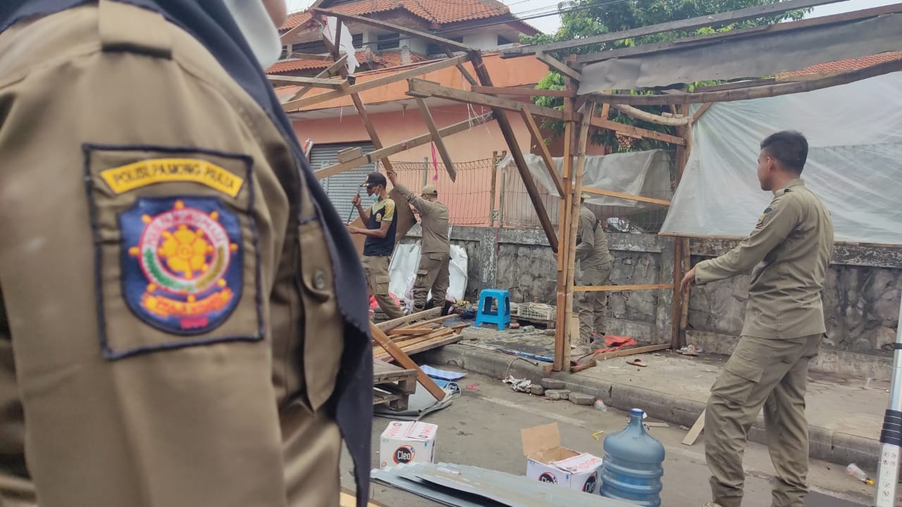 Relokasi Pedagang Buah Pasar Tanjung