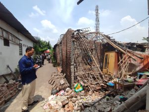 Rumah, Ambruk, Mojokerto,
