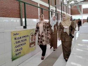 Sidak Pasar Loak Ketidur, Ning Ita Sediakan 127 Kios