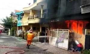 LPG Meledak, Rumah Usaha Katering di Gresik Ludes Terbakar