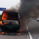 Mobil terbakar, Tol Sumo