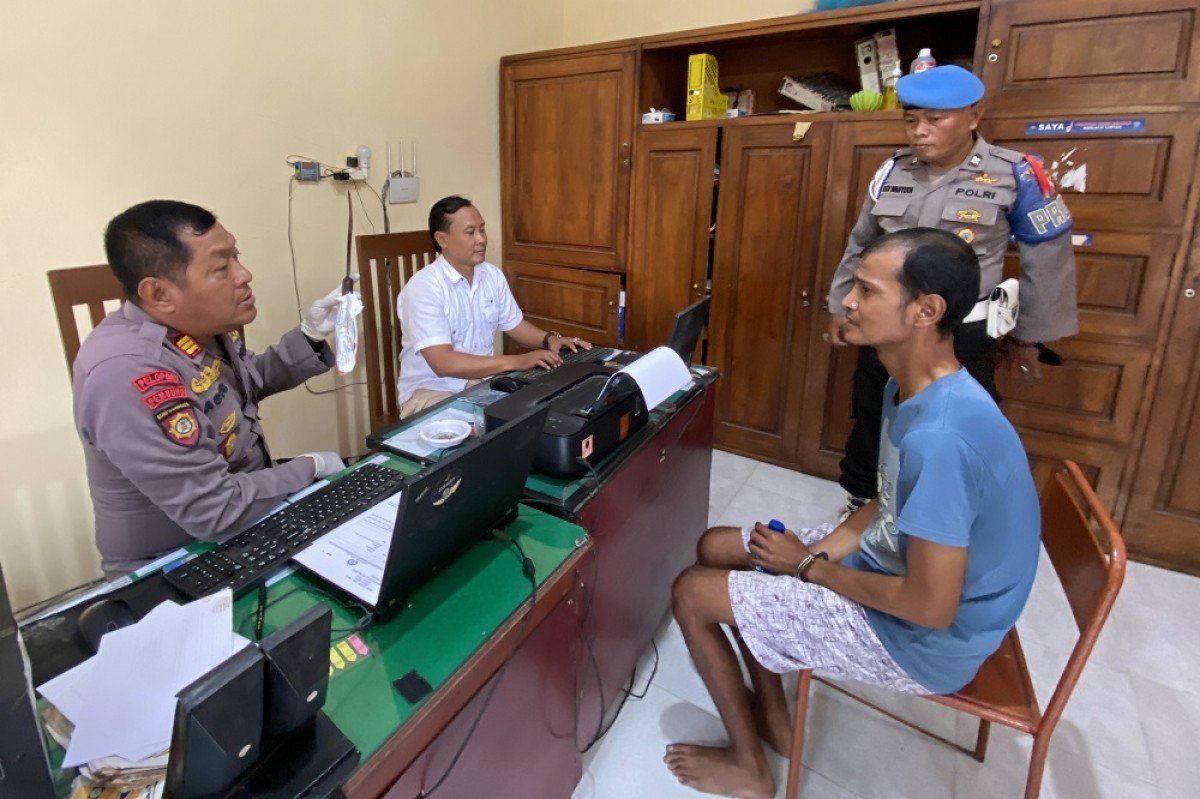 Kediri, Anak bacok ayah