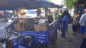Tabrakan Grand Vs Motor Roda Tiga di Pakisaji, Malang, Satu Orang Meninggal Dunia